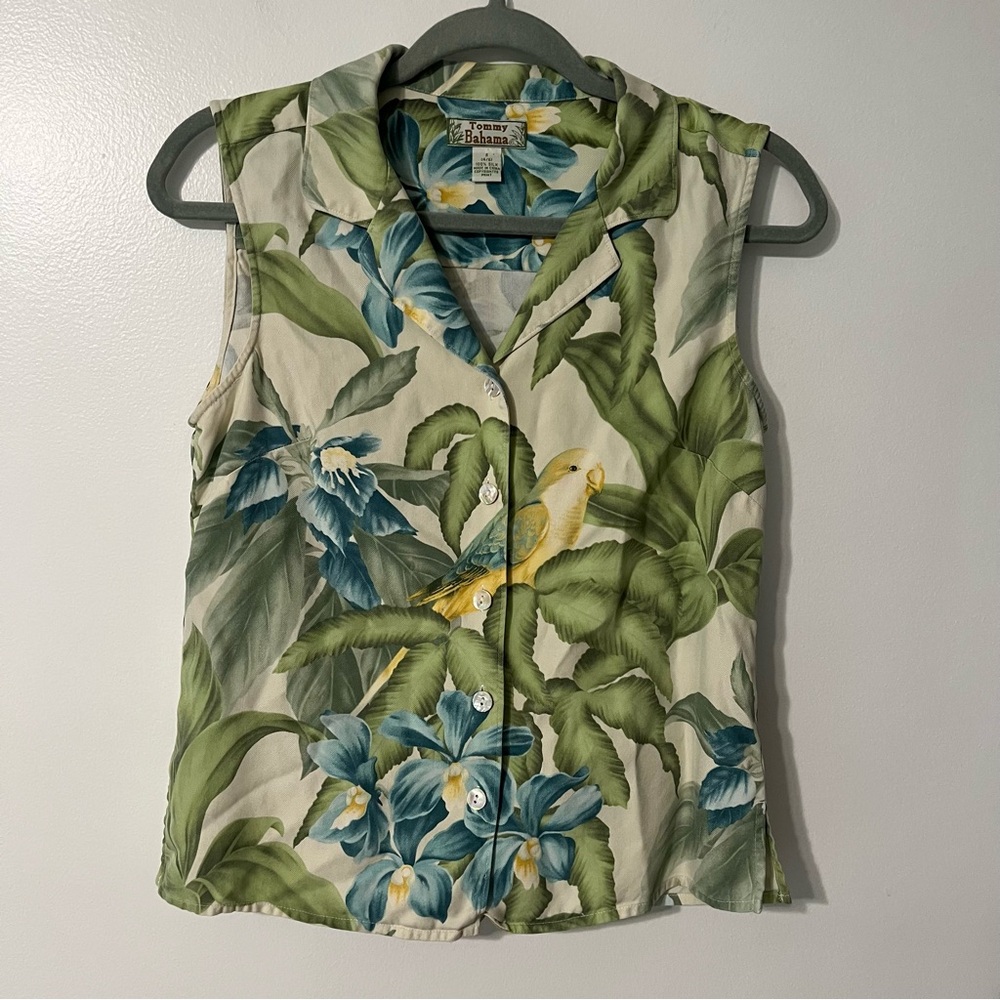 Tommy Bahama Silk Tropical Green and Cream Button Down Shirt with Collar